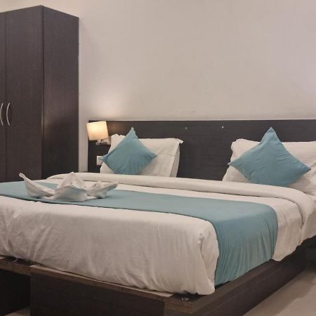 Hotel Rising Hills By Around Stays Rishīkesh 外观 照片