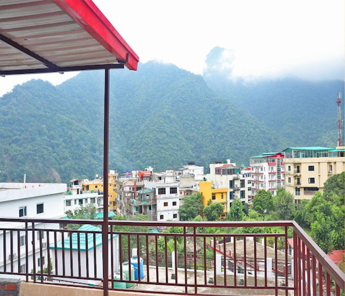 Hotel Rising Hills By Around Stays Rishīkesh 外观 照片
