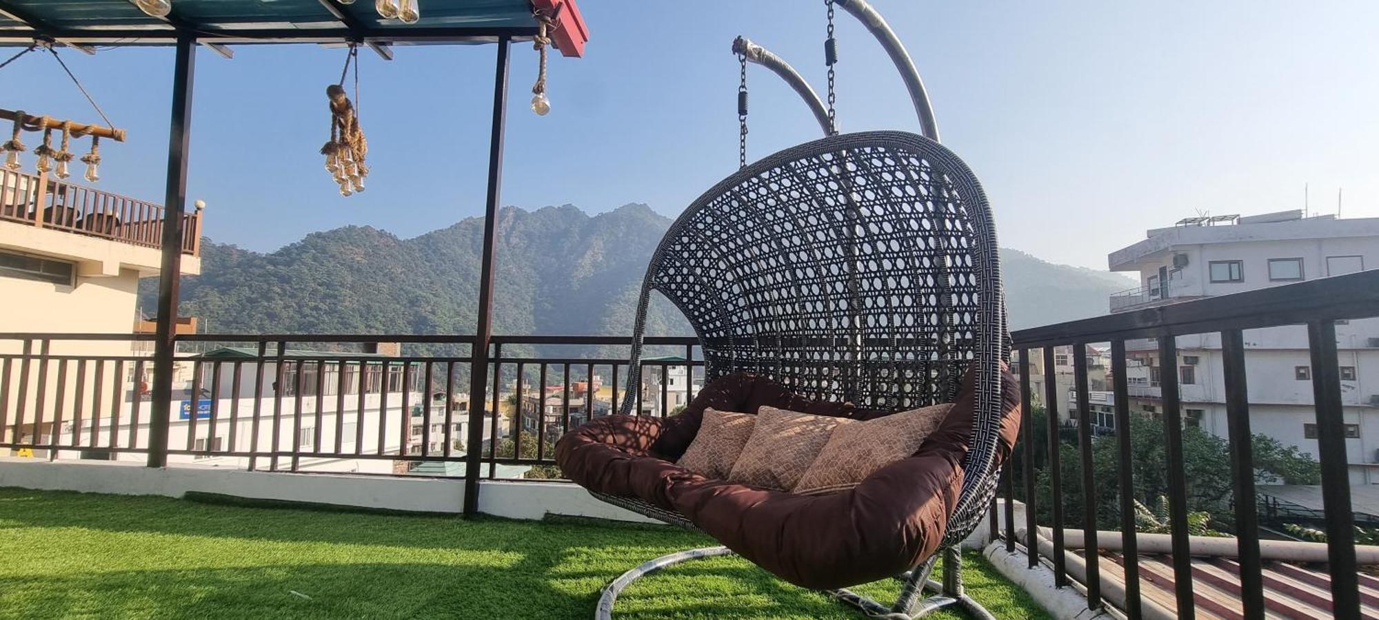 Hotel Rising Hills By Around Stays Rishīkesh 外观 照片